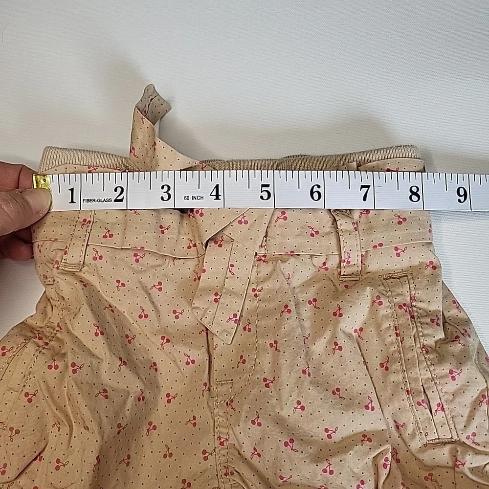 GAP Beige Shorts with Pink Cherry Print